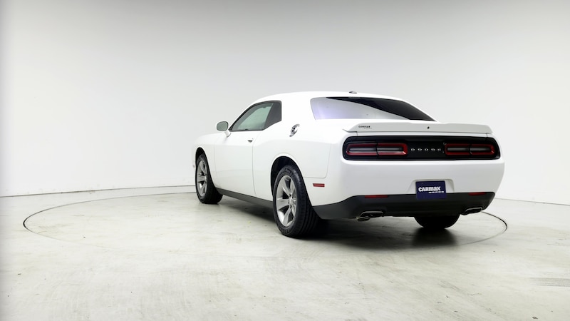 2019 Dodge Challenger SXT 2