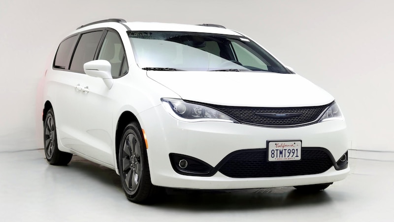 2020 Chrysler Pacifica Hybrid Limited Hero Image