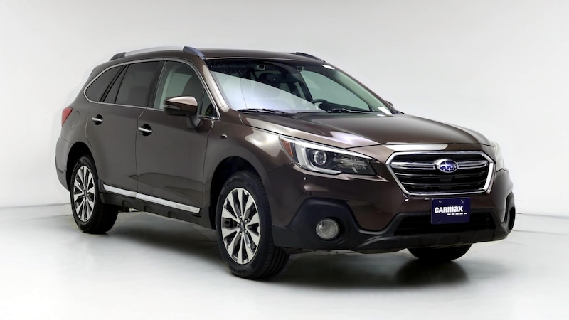 2019 Subaru Outback 3.6R Touring Hero Image