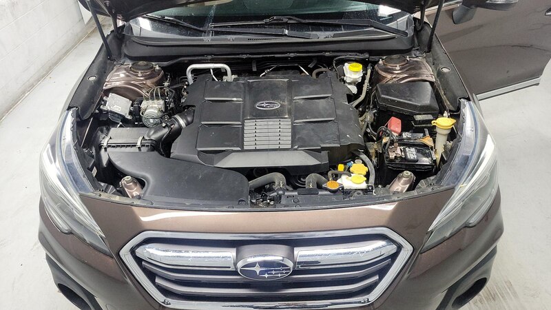 2019 Subaru Outback 3.6R Touring 19