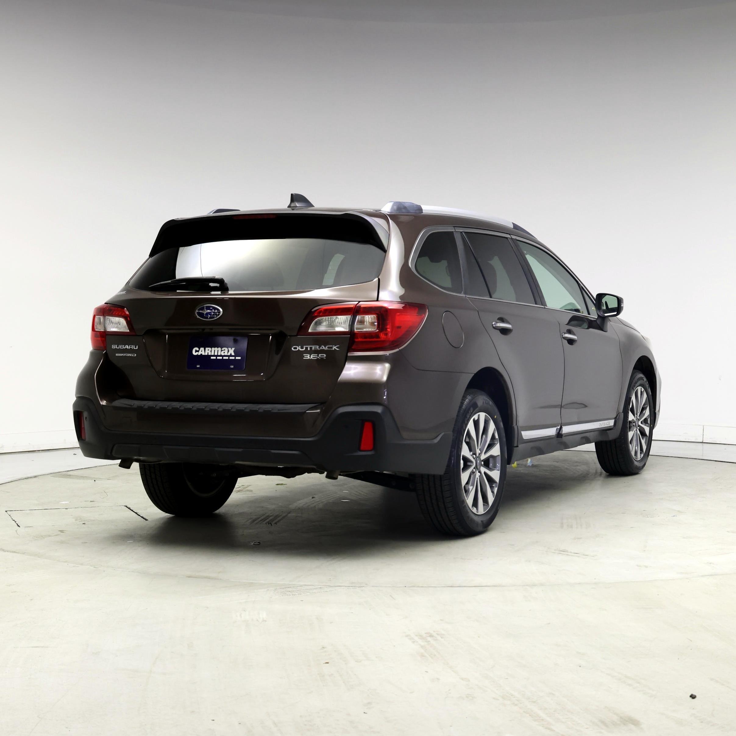 Thumbnail: 2019 Subaru Outback - 8