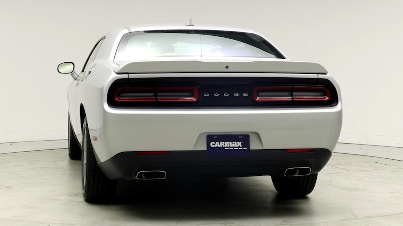 2019 Dodge Challenger SXT 6