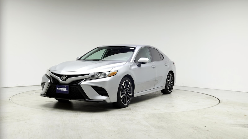 2019 Toyota Camry XSE 4