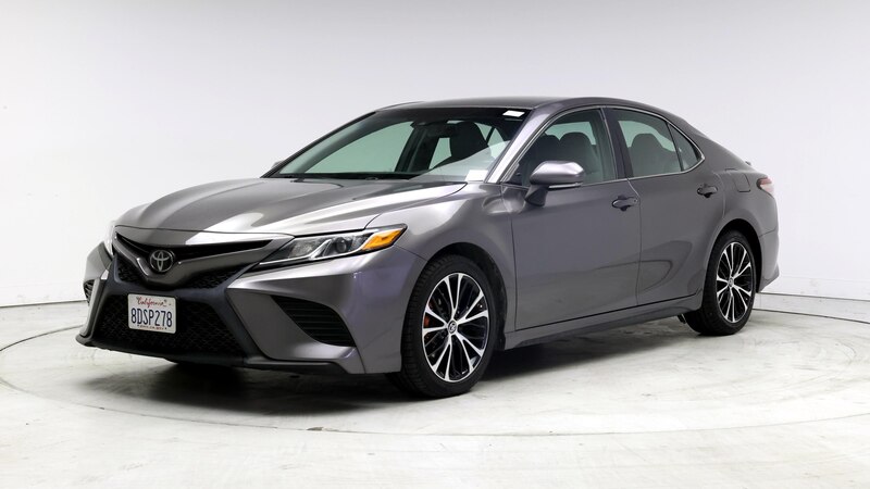 2018 Toyota Camry SE 4