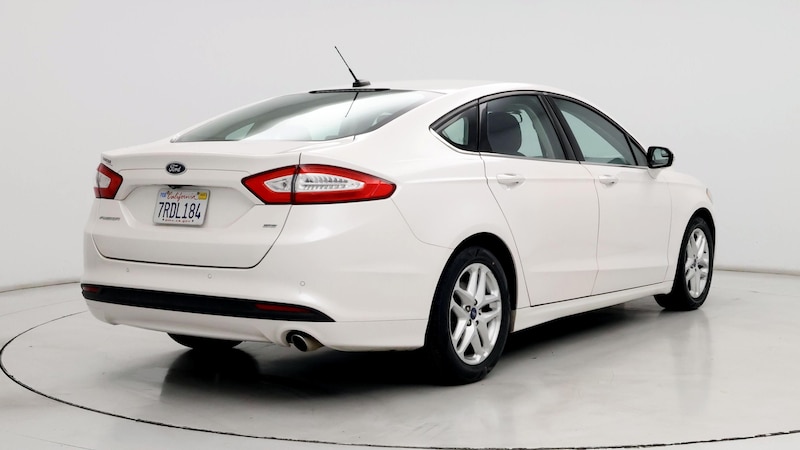 2016 Ford Fusion SE 8