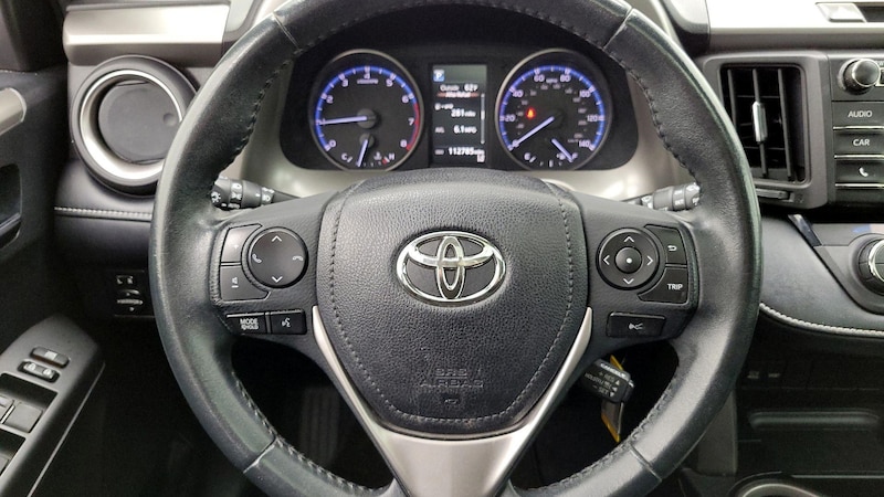 2018 Toyota RAV4 XLE 10