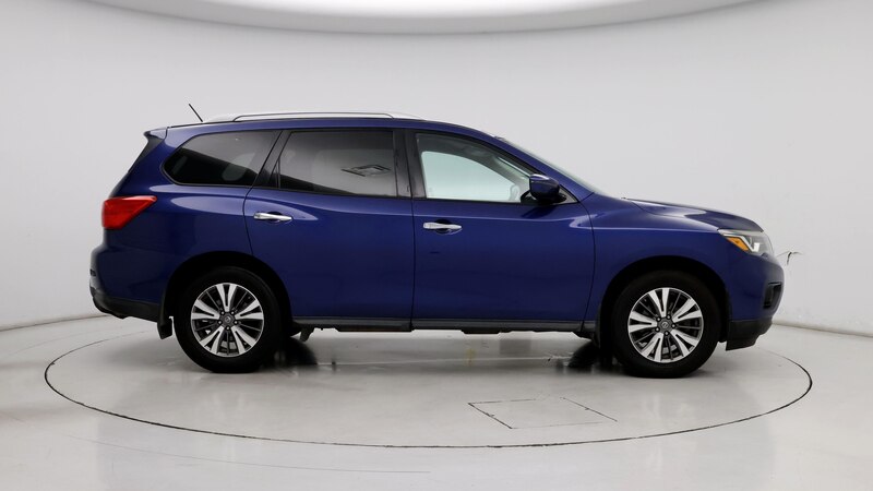 2017 Nissan Pathfinder S 7