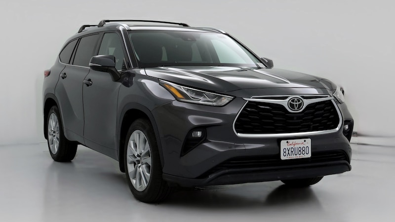 2021 Toyota Highlander Limited Hero Image