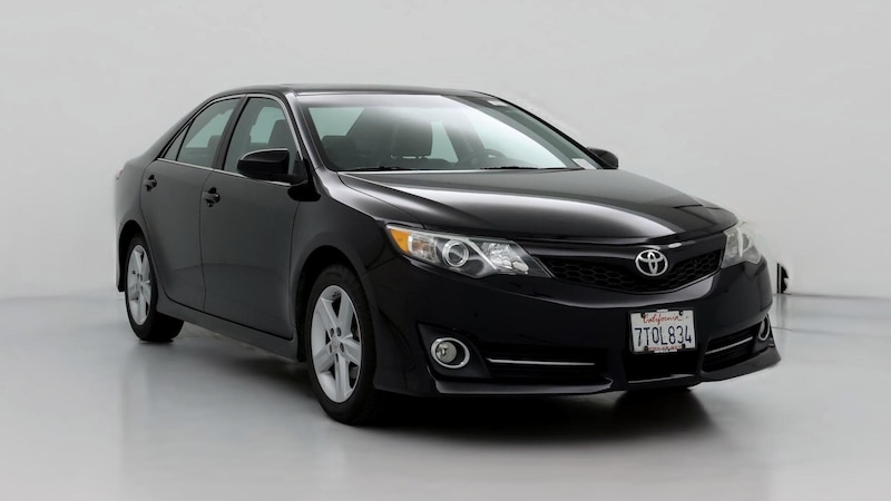 2013 Toyota Camry SE Hero Image