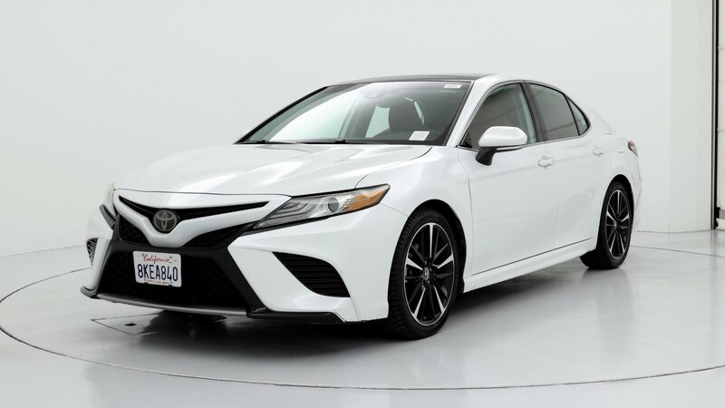 2019 Toyota Camry XSE 4