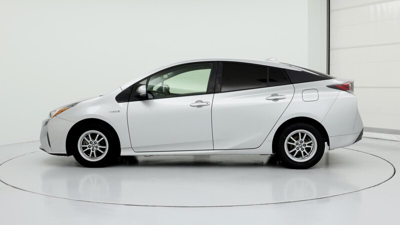 2017 Toyota Prius One 3