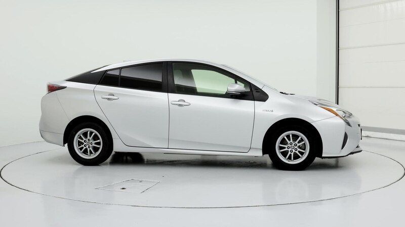 2017 Toyota Prius One 7