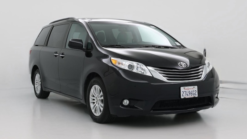 2016 Toyota Sienna XLE Hero Image