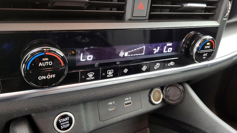 2023 Nissan Rogue SV 16