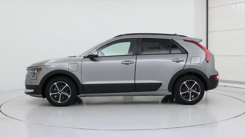 2023 Kia Niro EX 3