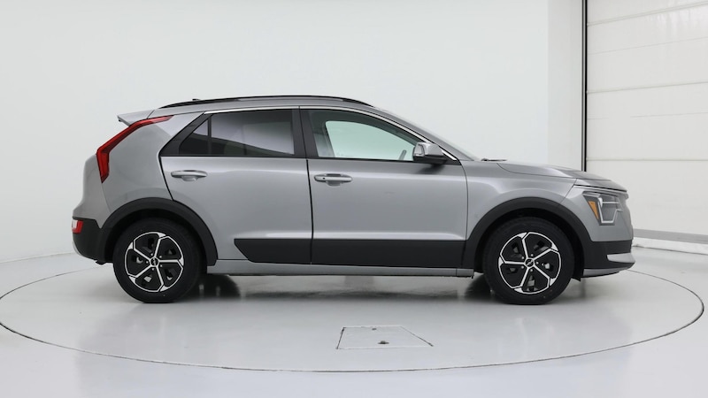 2023 Kia Niro EX 7