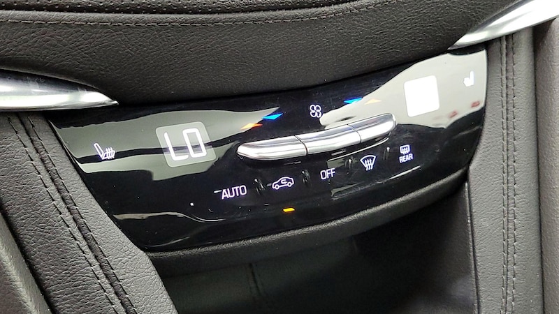 2022 Cadillac XT6 Luxury 16