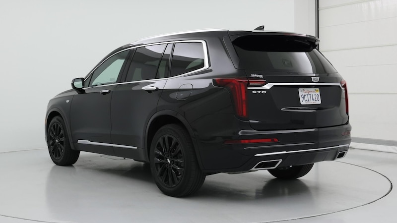 2022 Cadillac XT6 Luxury 2