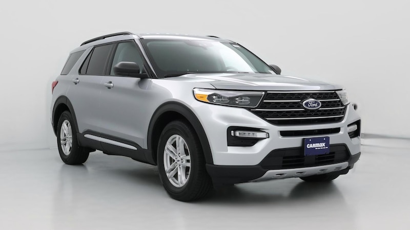 2024 Ford Explorer XLT Hero Image