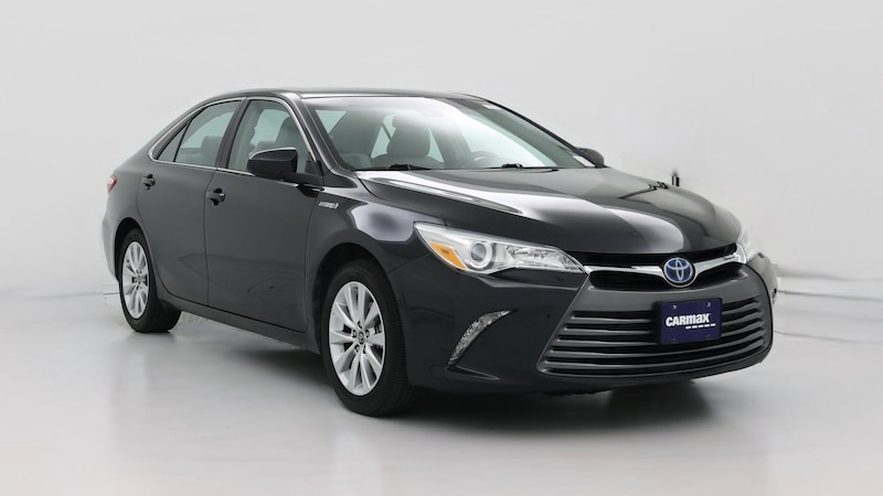 2016 Toyota Camry XLE Hero Image