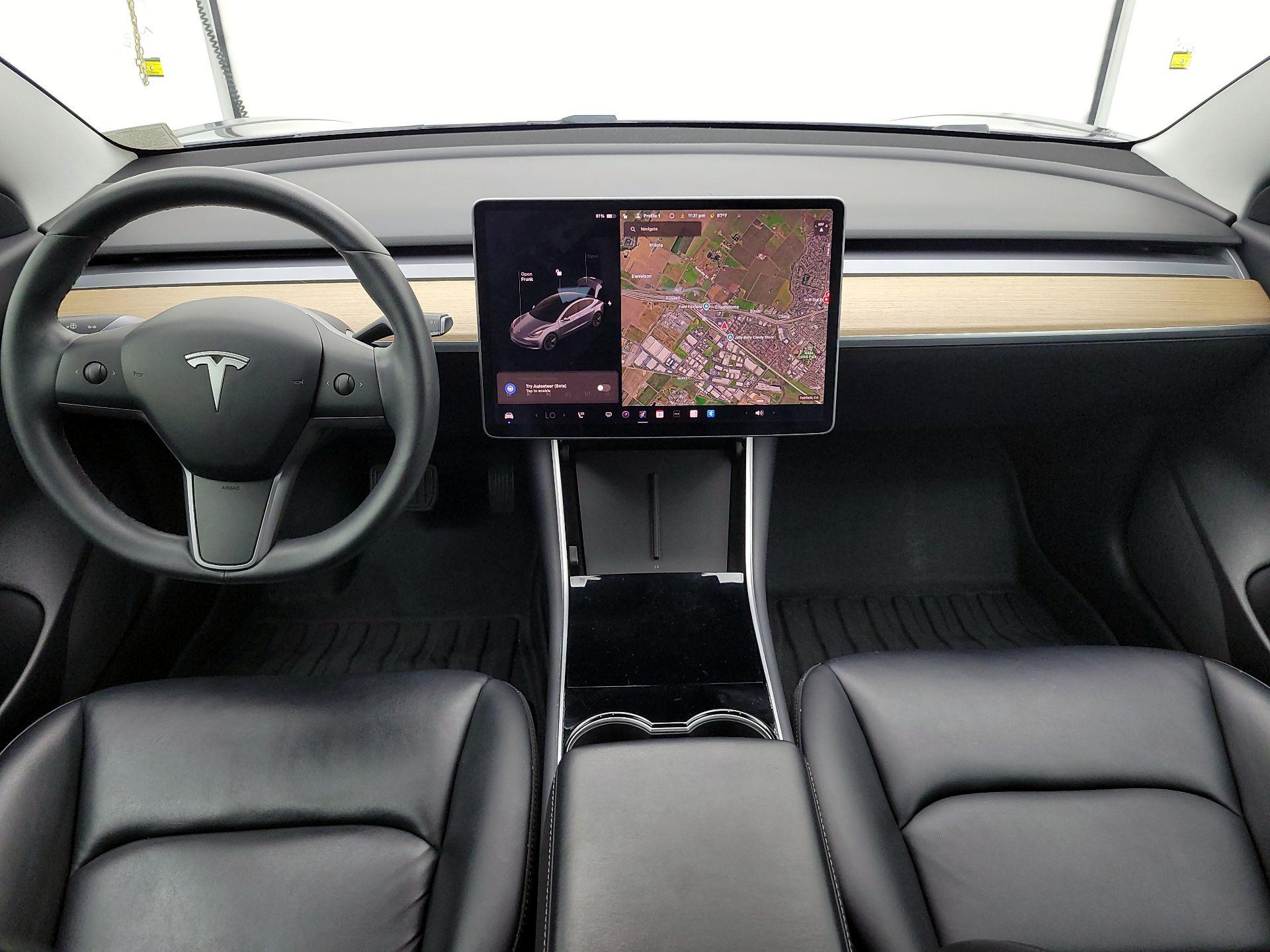 Thumbnail: 2020 Tesla Model 3 - 9