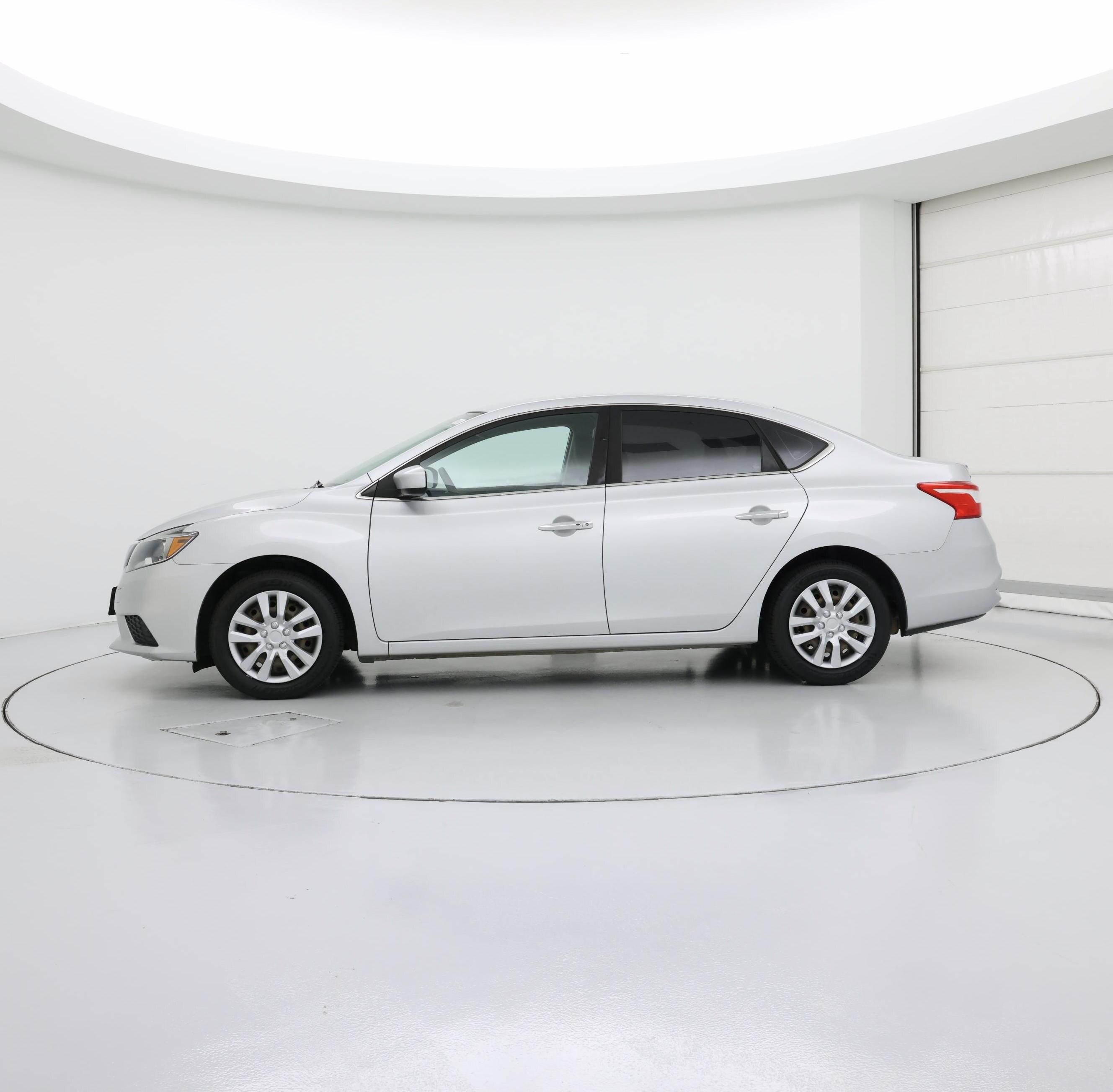 Thumbnail: 2017 Nissan Sentra - 3