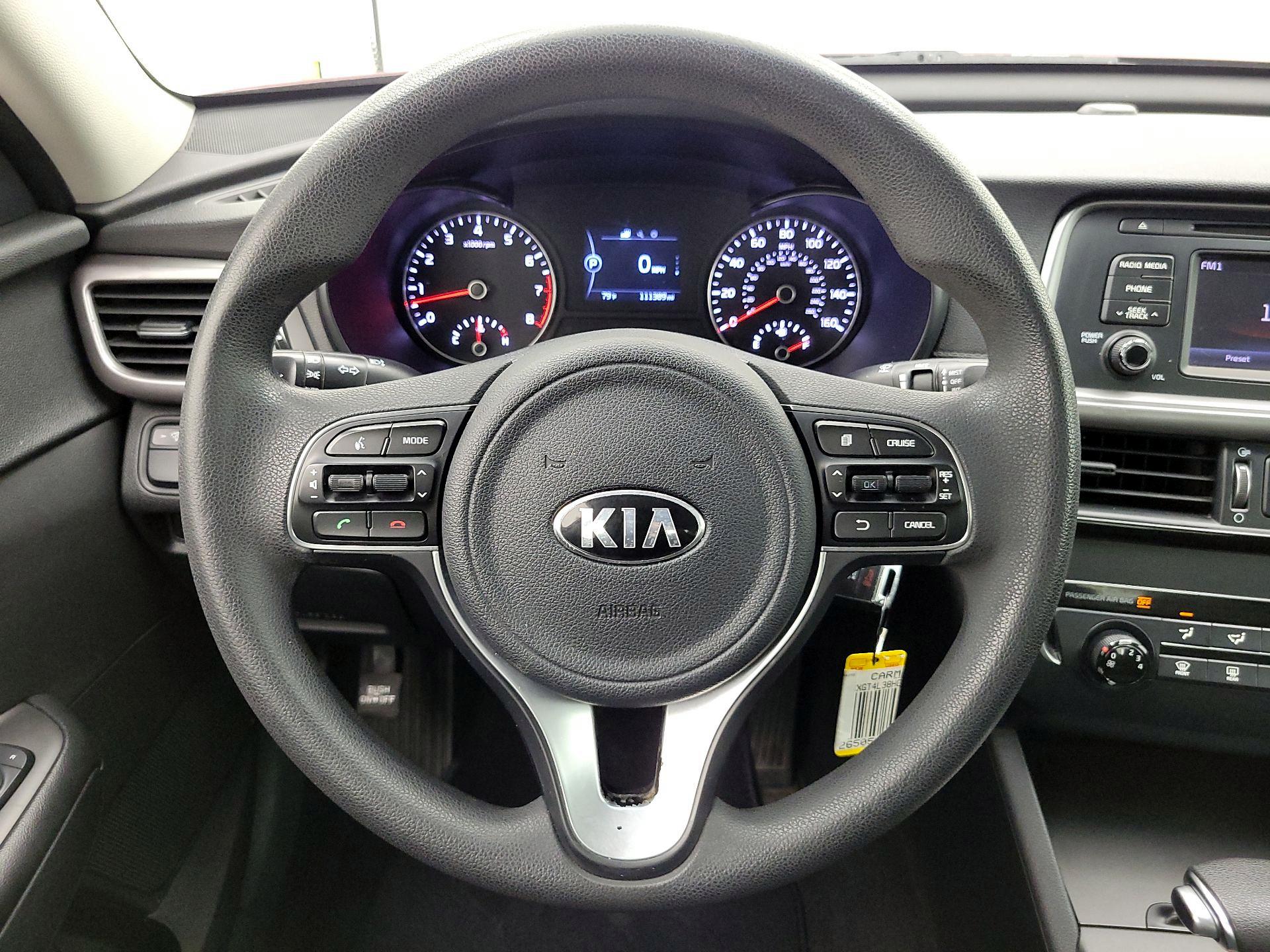 Thumbnail: 2017 Kia Optima - 10