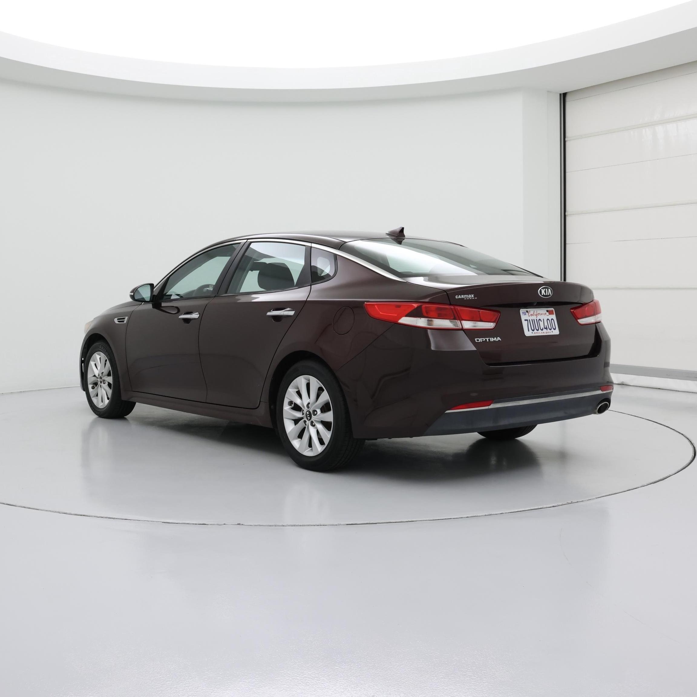 Thumbnail: 2017 Kia Optima - 2