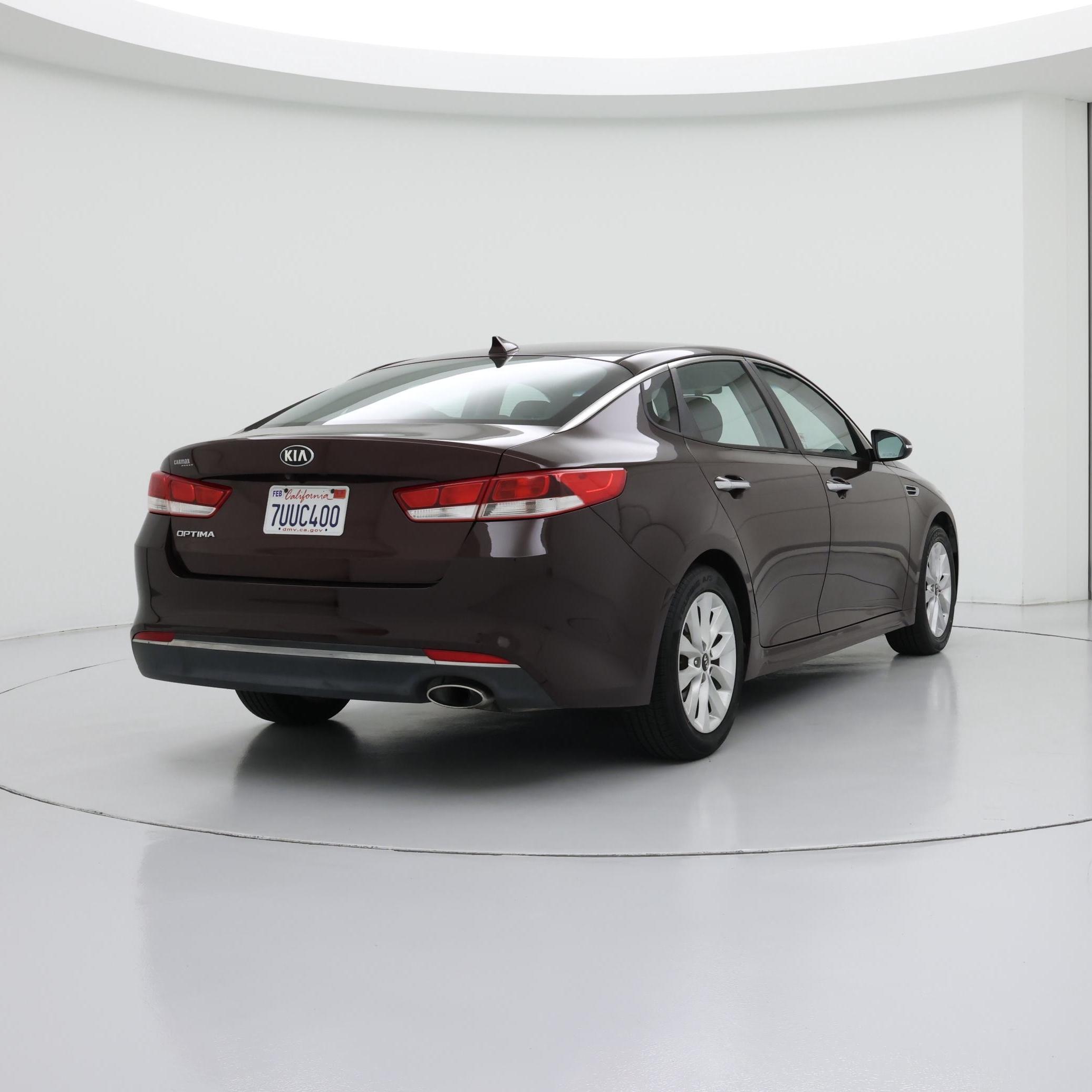 Thumbnail: 2017 Kia Optima - 8