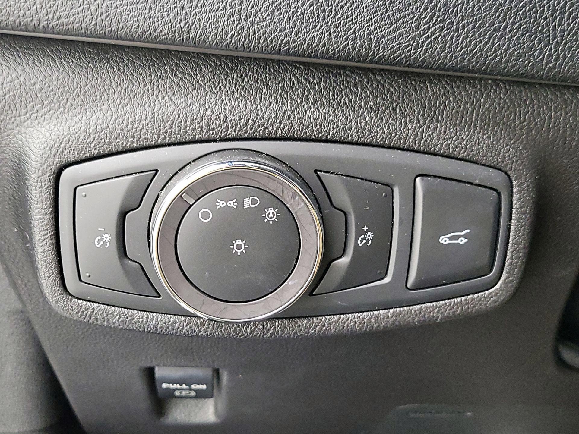 Thumbnail: 2019 Lincoln MKC - 13