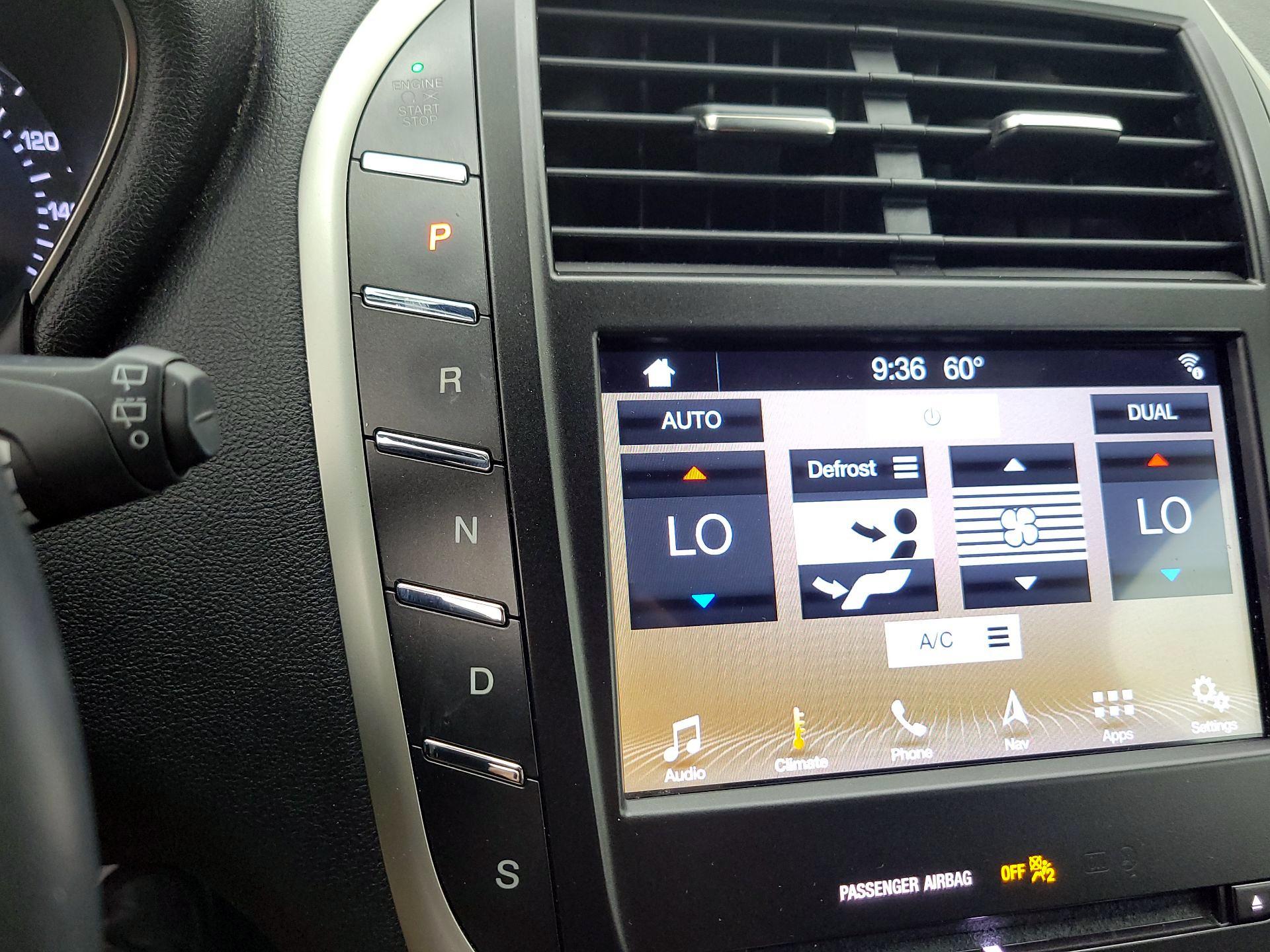 Thumbnail: 2019 Lincoln MKC - 18