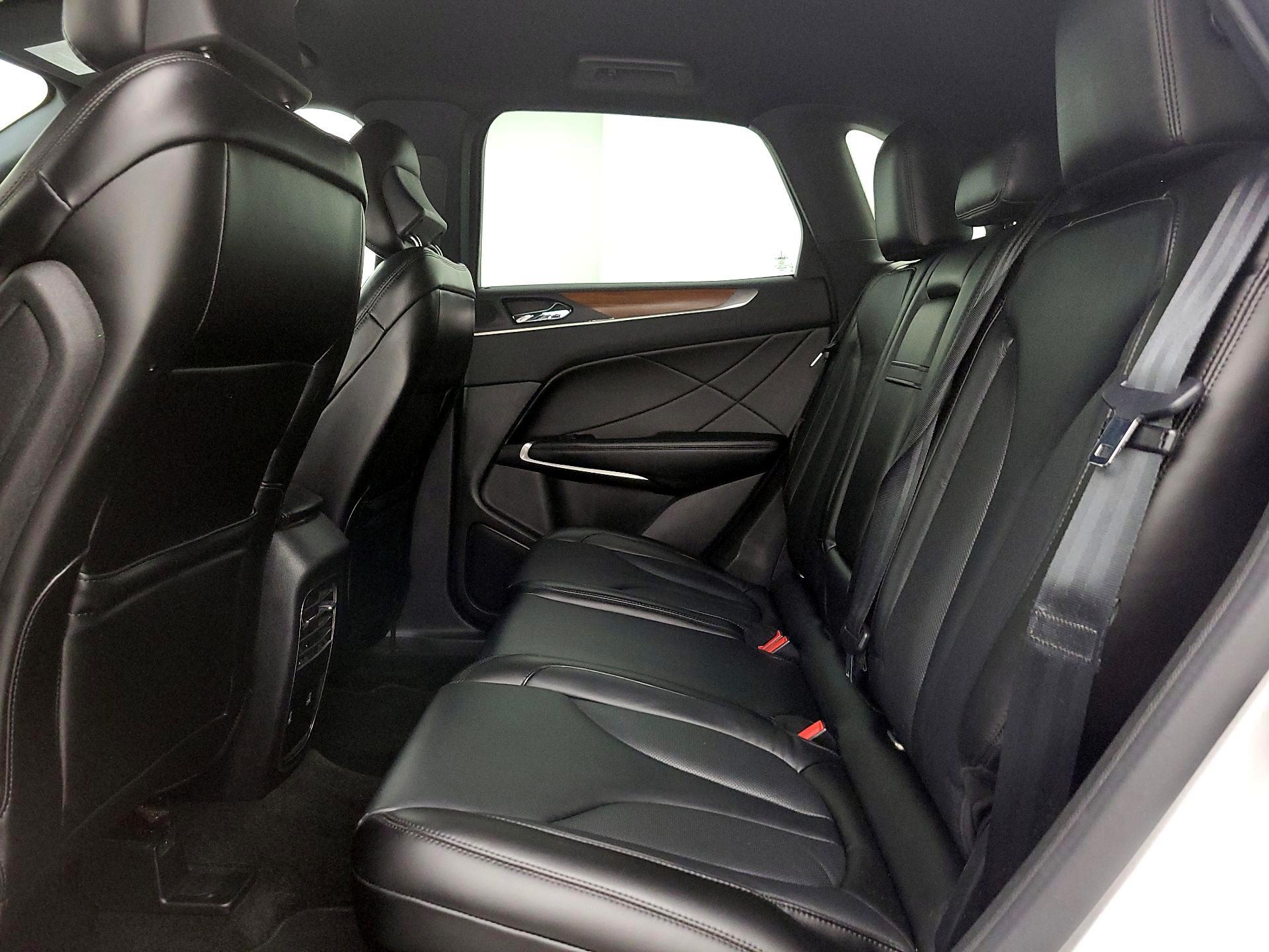 Thumbnail: 2019 Lincoln MKC - 20
