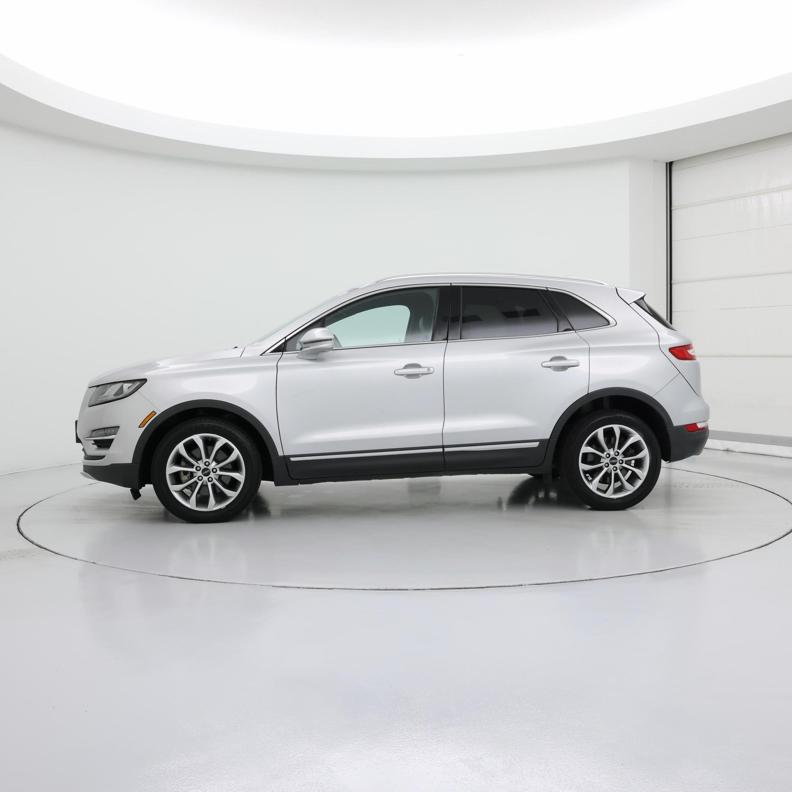 Thumbnail: 2019 Lincoln MKC - 3