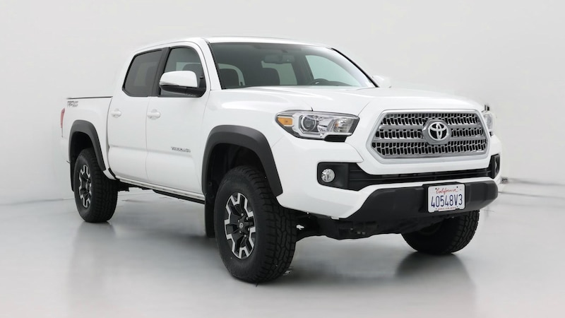 2016 Toyota Tacoma TRD Off-Road Hero Image