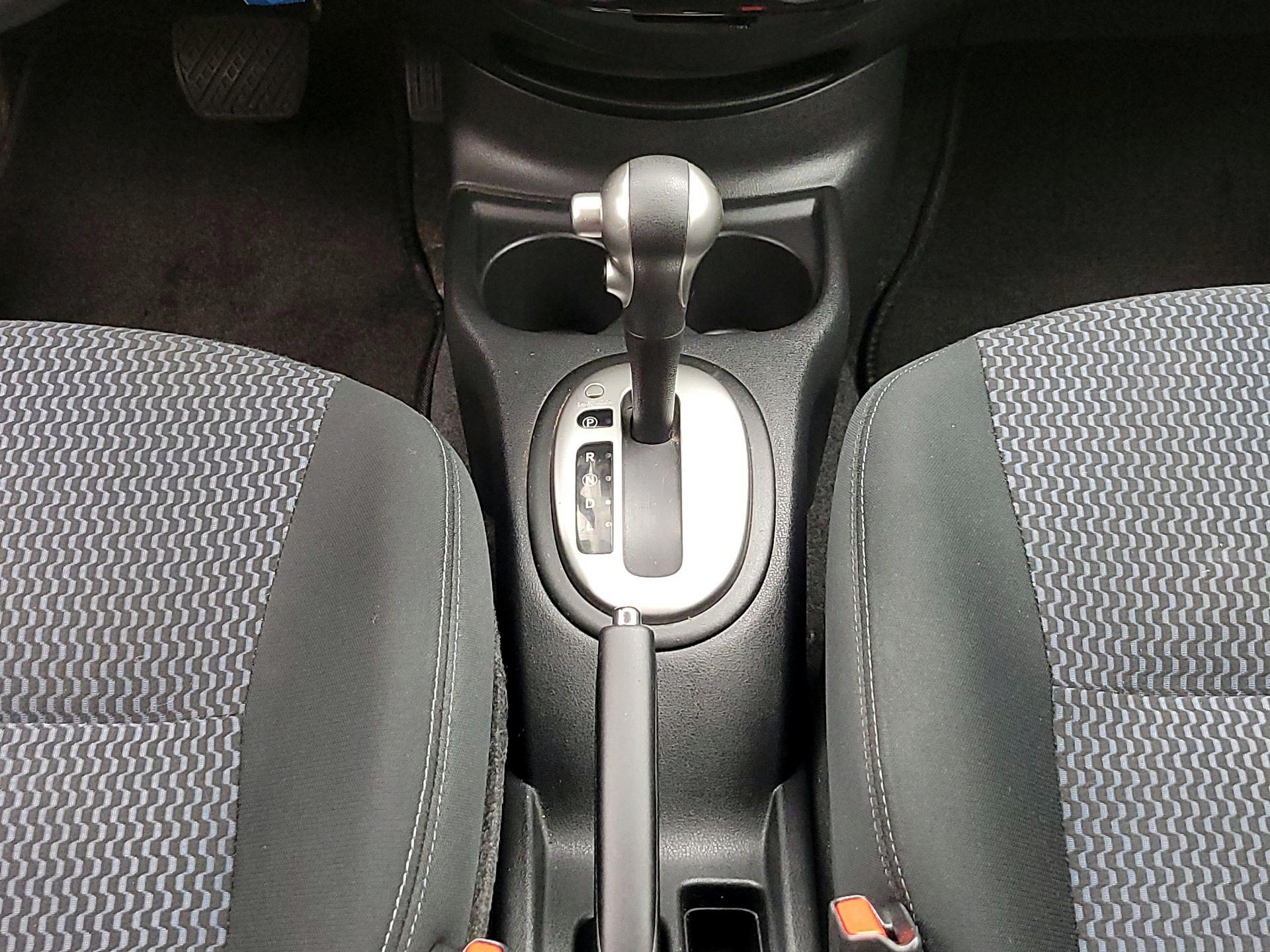 Thumbnail: 2015 Nissan Versa Note - 16