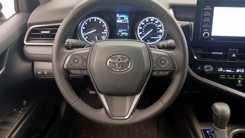 2022 Toyota Camry SE 10