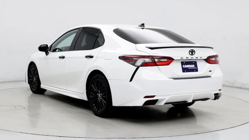 2022 Toyota Camry SE 2