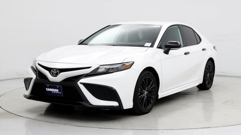 2022 Toyota Camry SE 4