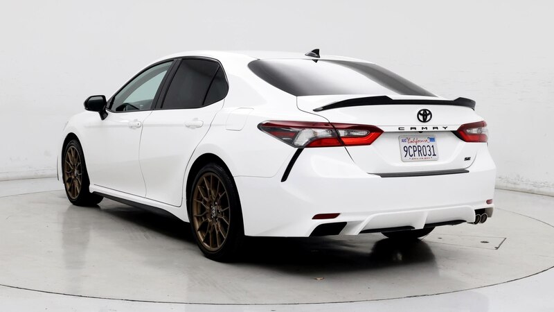 2023 Toyota Camry SE 2