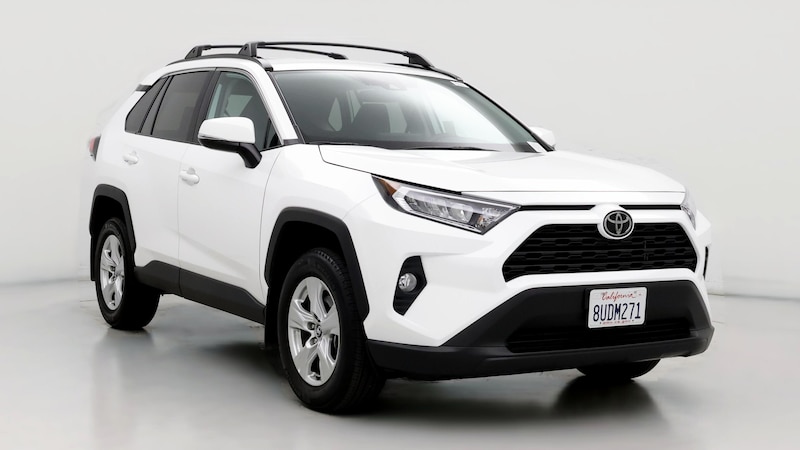 2021 Toyota RAV4 XLE Hero Image