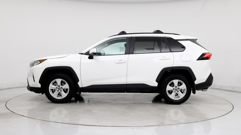 2021 Toyota RAV4 XLE 3