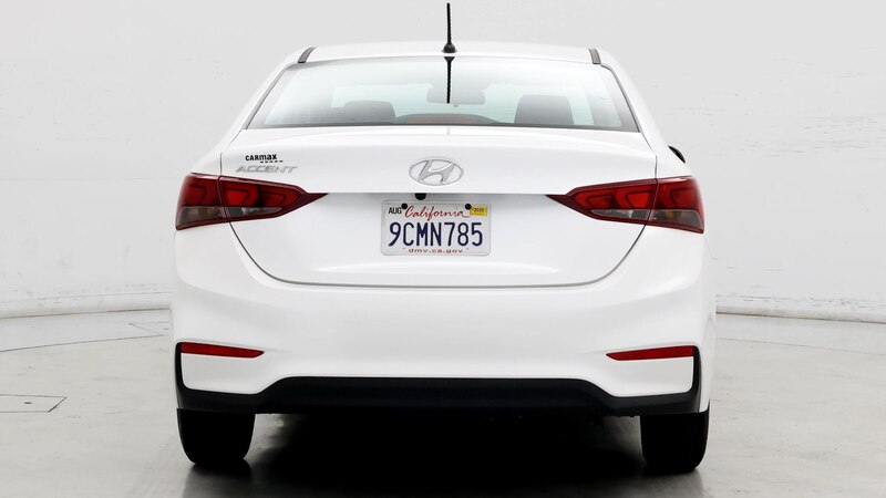 2022 Hyundai Accent SE 6