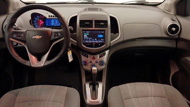 2014 Chevrolet Sonic LT 9