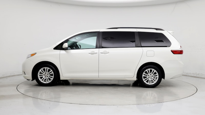 2017 Toyota Sienna XLE 3