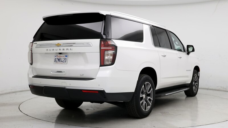 2022 Chevrolet Suburban 1500 LT 8