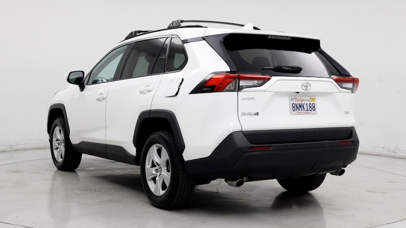 2019 Toyota RAV4 XLE 2