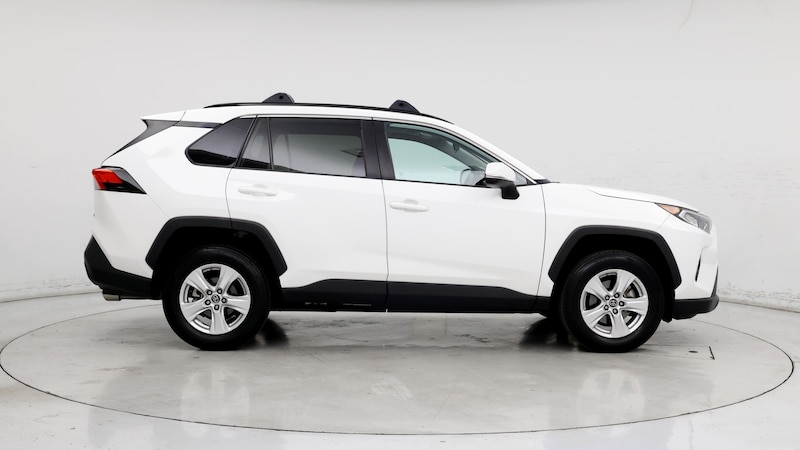 2019 Toyota RAV4 XLE 7