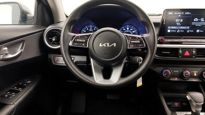 2023 Kia Forte LXS 10