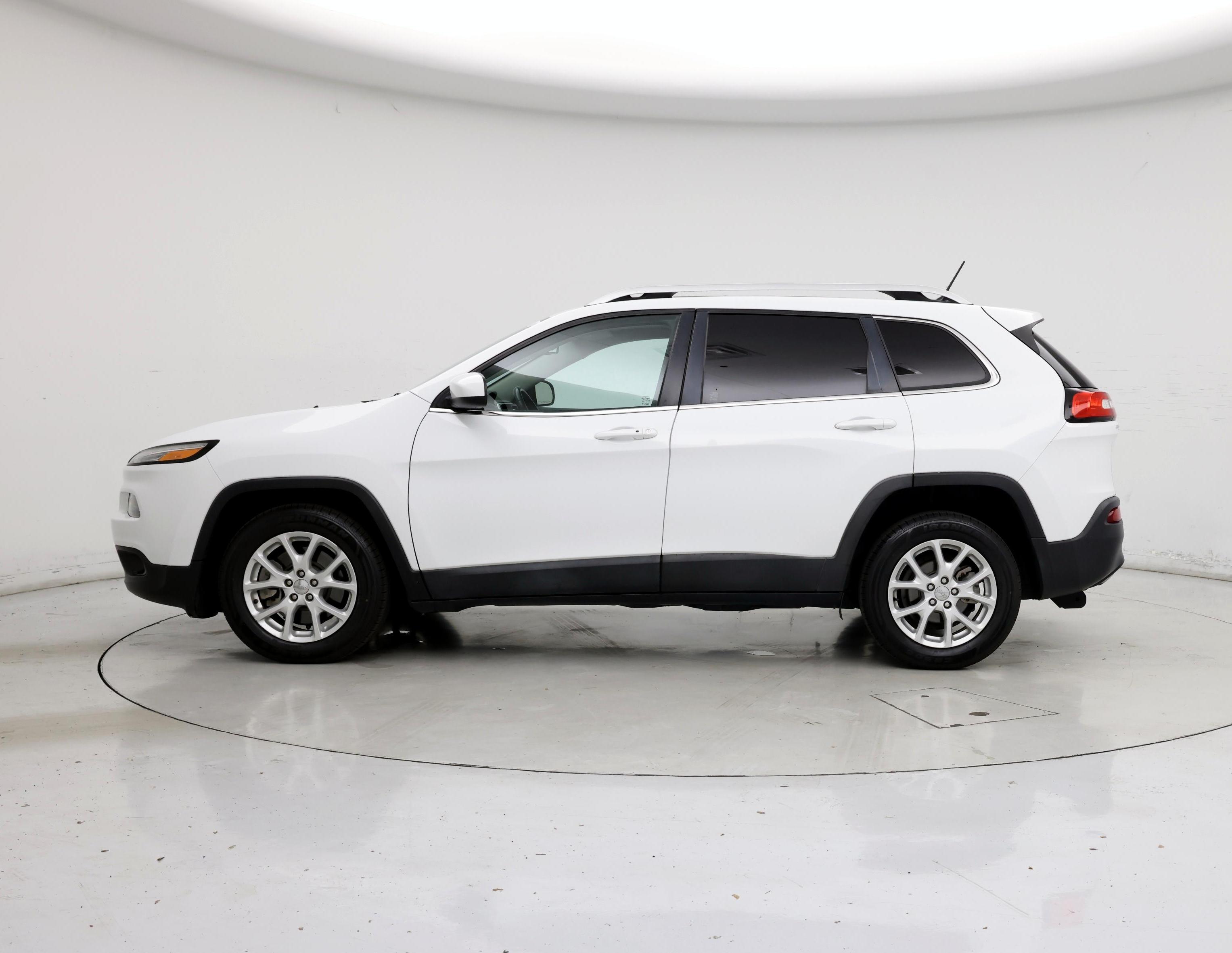 Thumbnail: 2015 Jeep Cherokee - 3