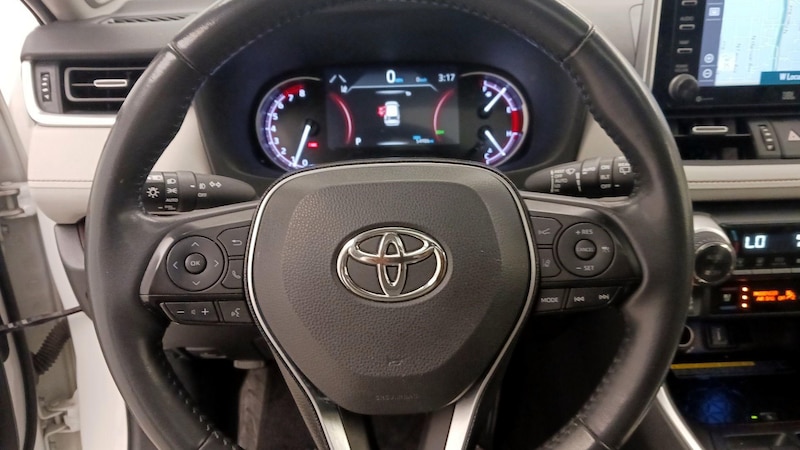 2020 Toyota RAV4 Limited 10